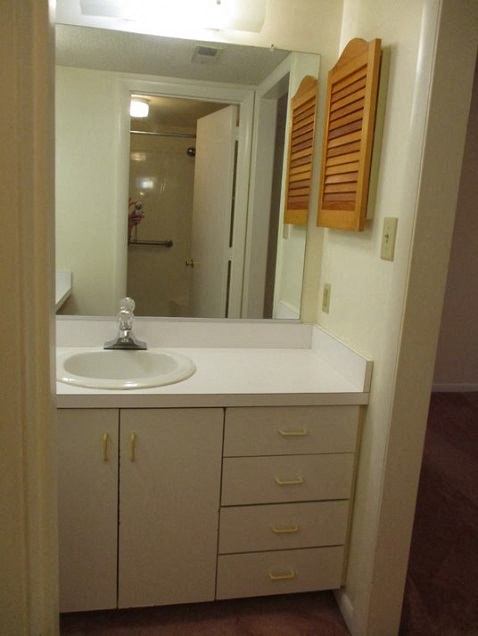 6-E Ridgewood Parkway
